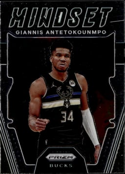 2022 Giannis Antetokounmpo #8 Prizm