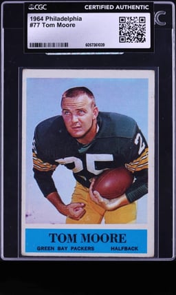 1964 Philadelphia Tom Moore #77 CGC AUTH