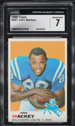 1969 Topps Football John Mackey #207 CGC 7 NRMT