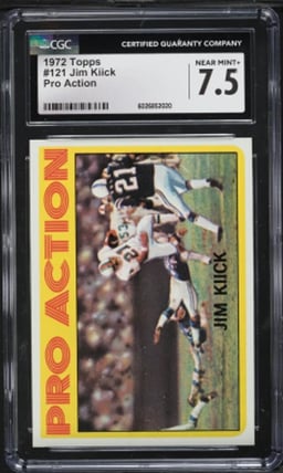 1972 Topps Football Jim Kiick PRO ACTION #121 CGC 7.5 NRMT+