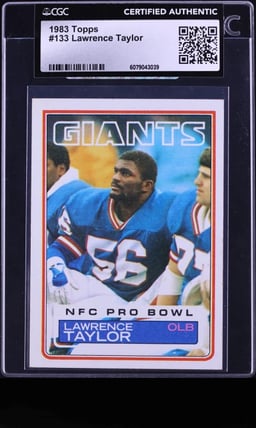 1983 Topps Football Lawrence Taylor #133 CGC AUTH