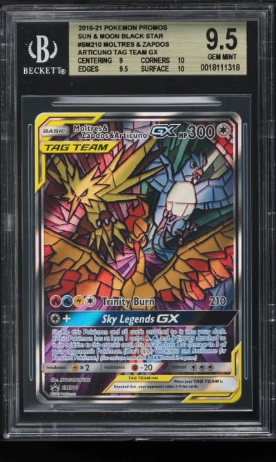 2019 Pokemon SM Hidden Fates Moltres Zapdos Articuno GX #SM210 BGS 9.5 GEM MINT