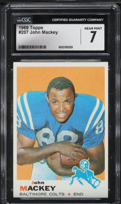 1969 Topps Football John Mackey #207 CGC 7 NRMT