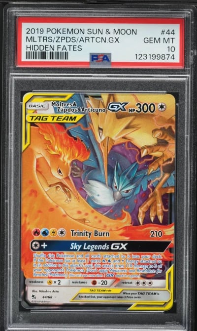 2019 Pokemon SM Hidden Fates Full Art Moltres Zapdos Articuno GX #44 PSA 10 GEM